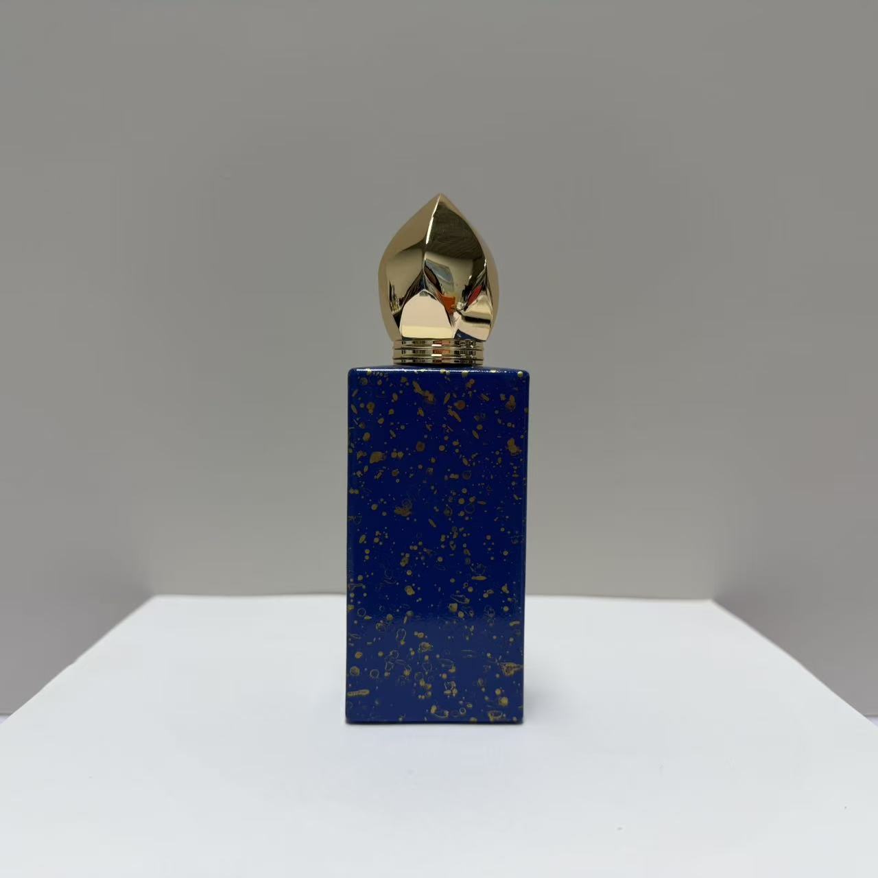 Perfume bottle