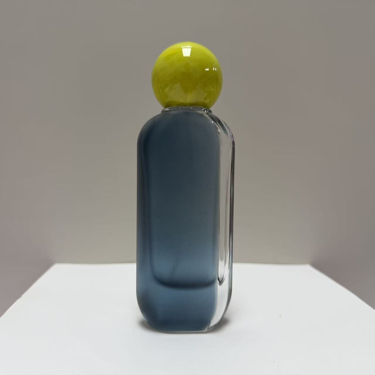 Perfume bottle