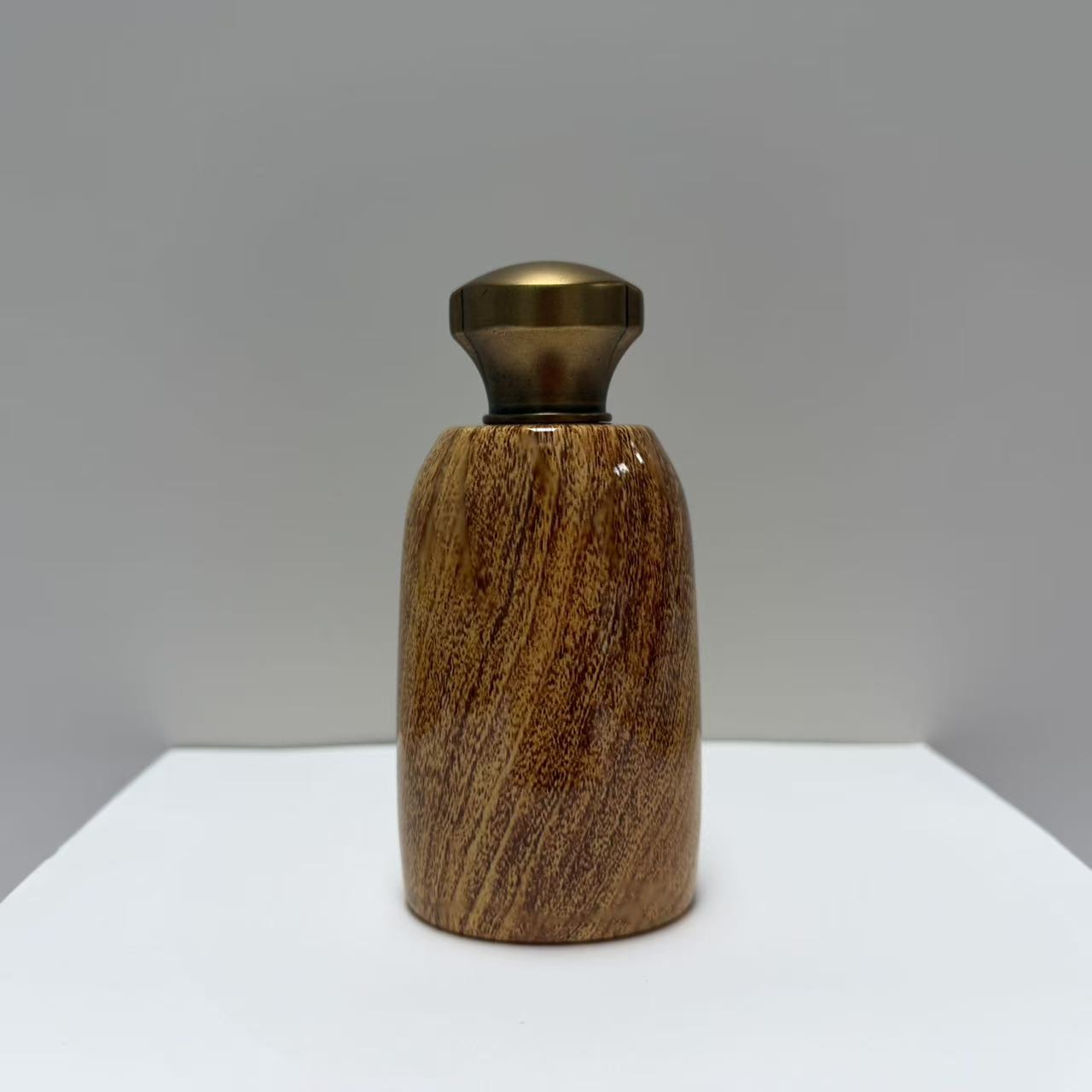 Perfume bottle