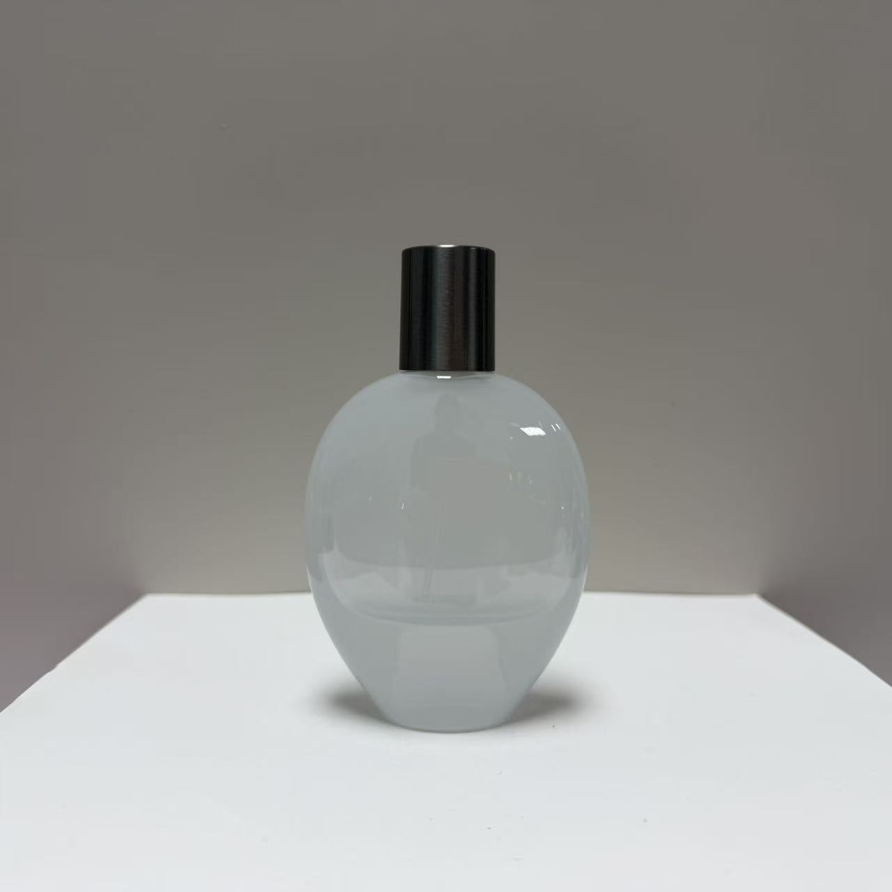 Perfume bottle