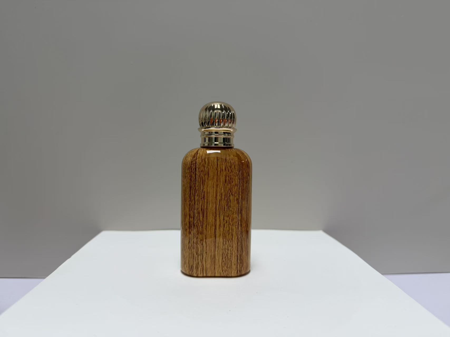 Perfume bottle