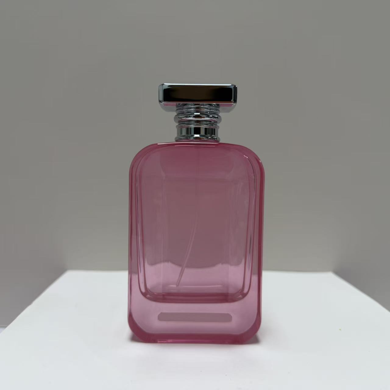 Perfume bottle