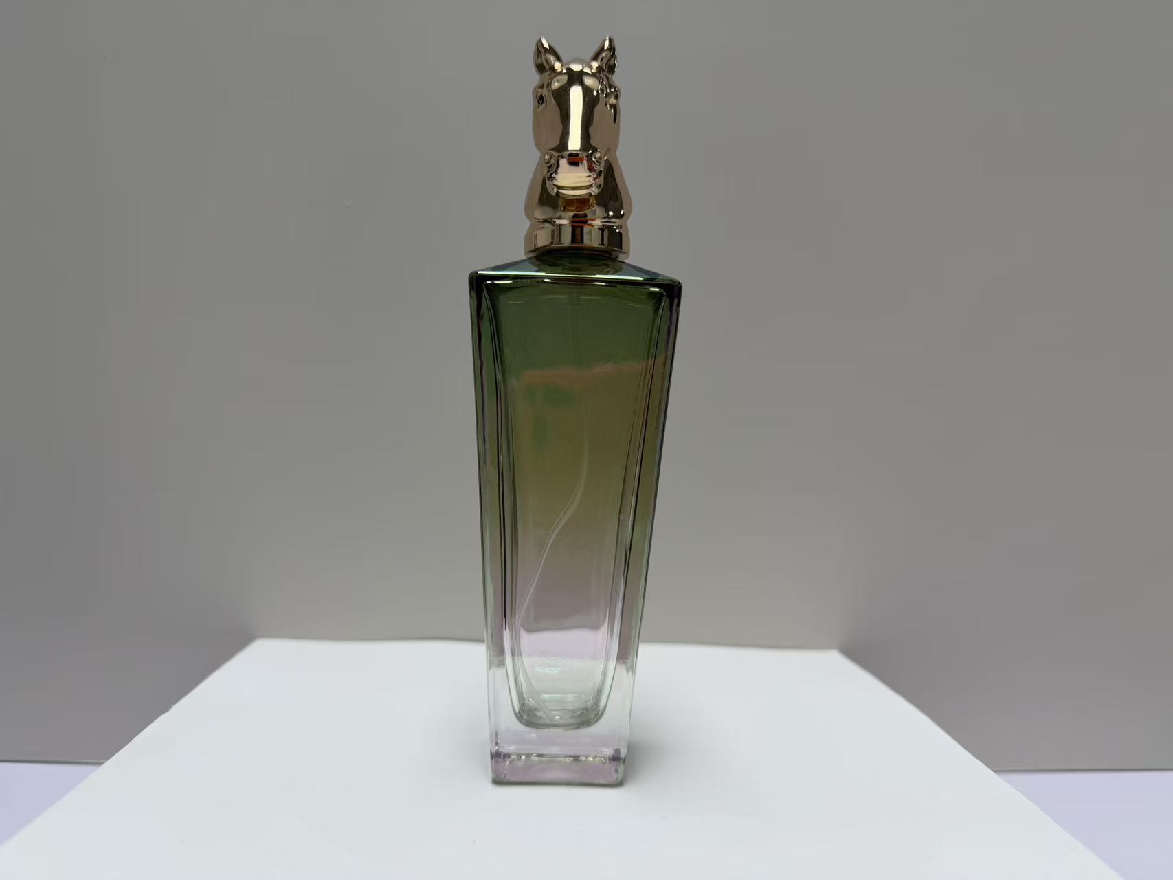 Perfume bottle