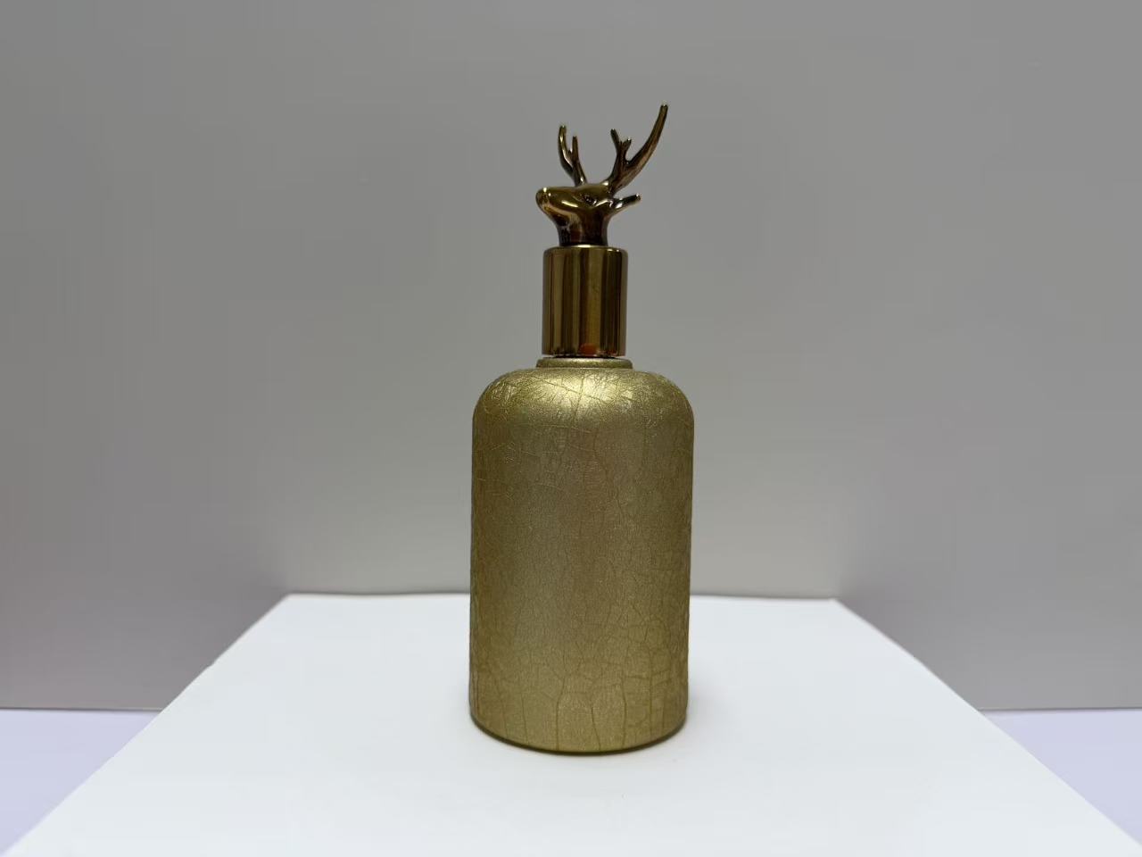 Perfume bottle