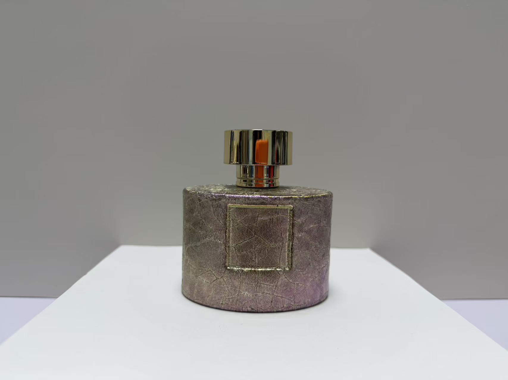 Perfume bottle