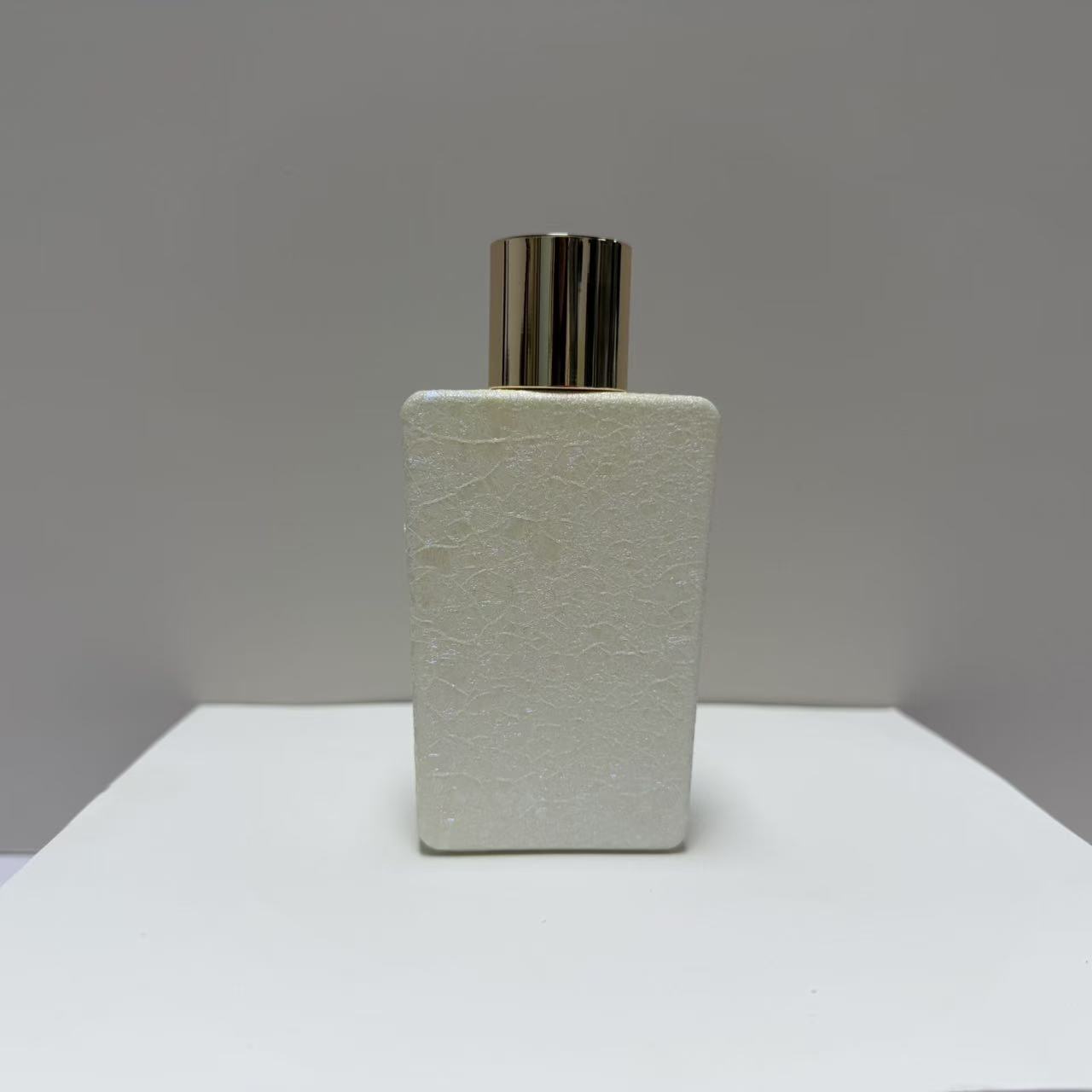 Perfume bottle